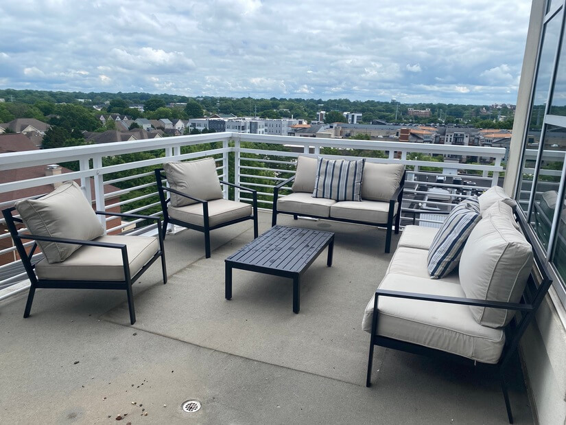 300 sq ft terrace w seating for 11