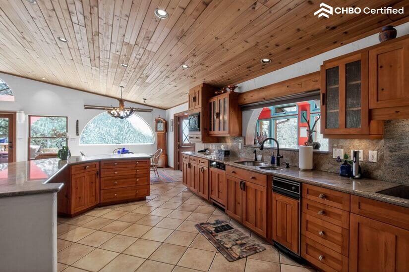Mountain Ranch Exec Suite W Hot Tub