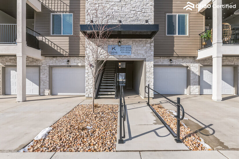 Furnished Condo Mountain View Village