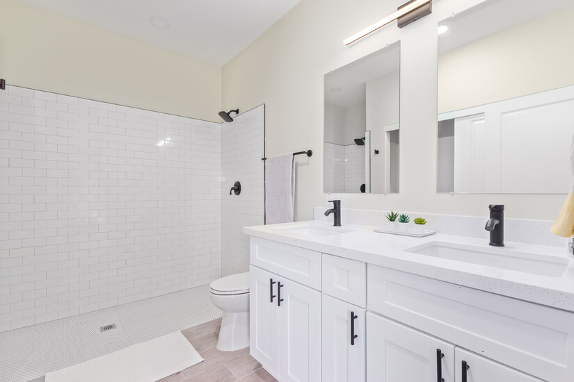 Walk in shower, double shower heads