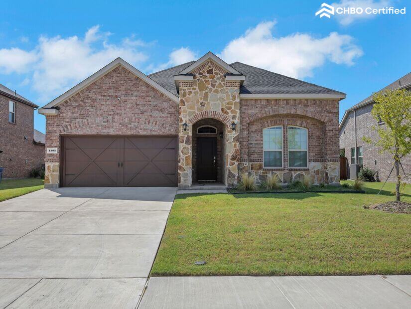 Little Elm 4 Bed Fully Furnished Home