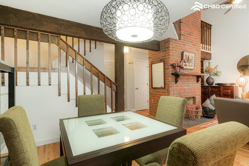 Furnished 3 Bedroom Townhome in Aurora