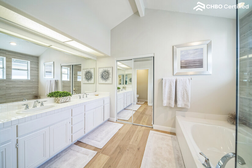 Cozy Condo Located Near the Beach