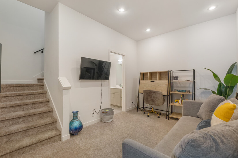 1st floor Den (3rd Bedroom) with office space