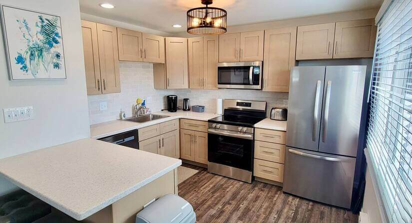 Bright and Modern 2BR Apartment