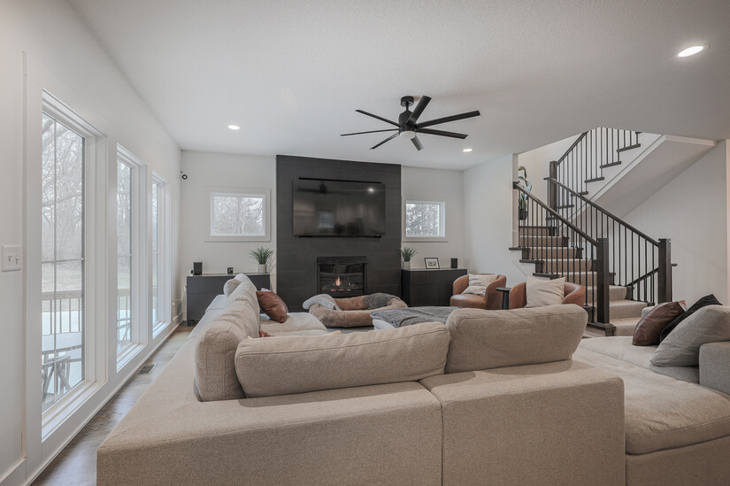 Furnished 2yr old Home in Prime Location