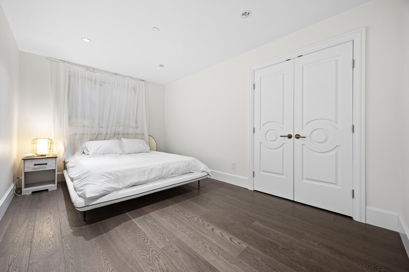 Vancouver Executive Luxury Home w/ View