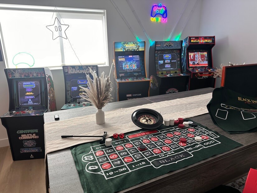 arcade with pool table