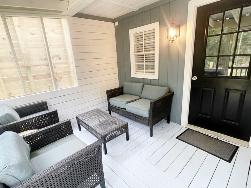 Beautiful Tiny House Cottage near Beach