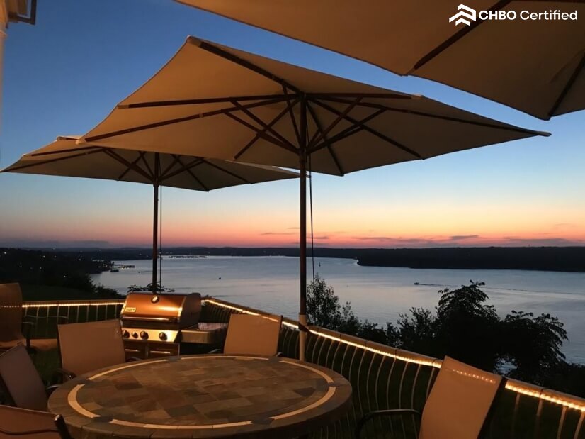 Luxury Lakefront Condo Villa on Travis