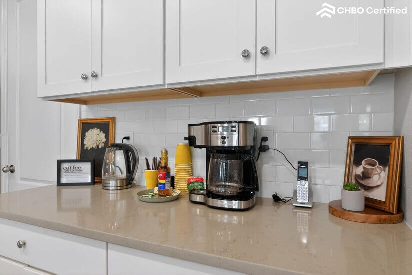 MARVELOUS 4BD 3 and Half Bath Townhouse
