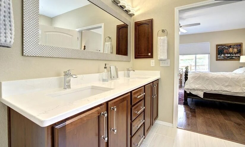 Master Bath View1