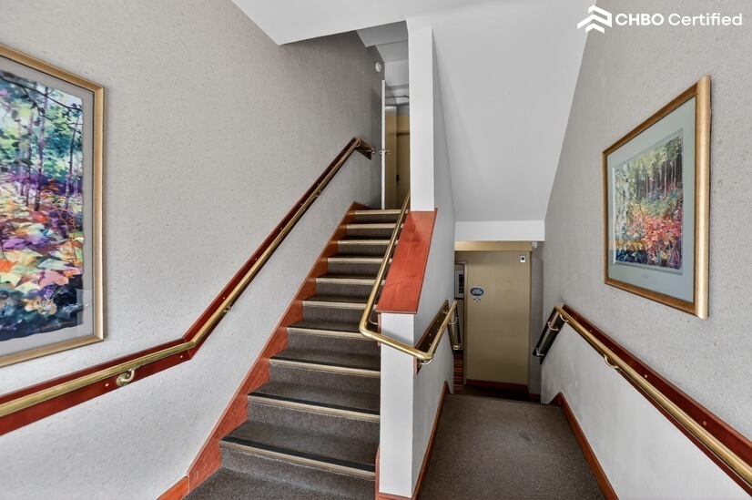 Anchorage Grand Apartments