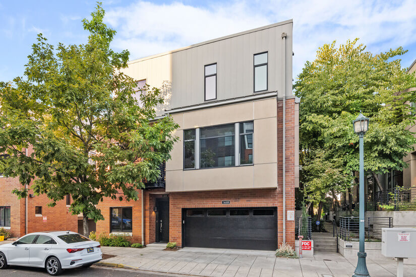 Gorgeous Condo, Walk to Pearl District