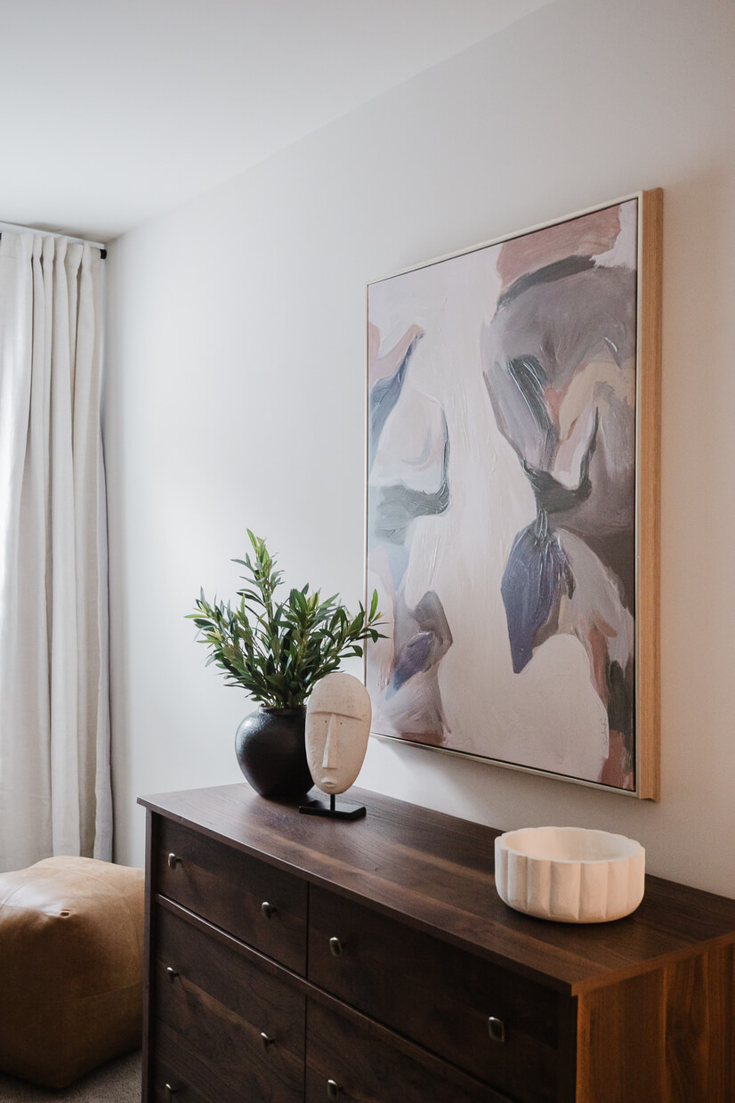 2nd floor bedroom entertainment