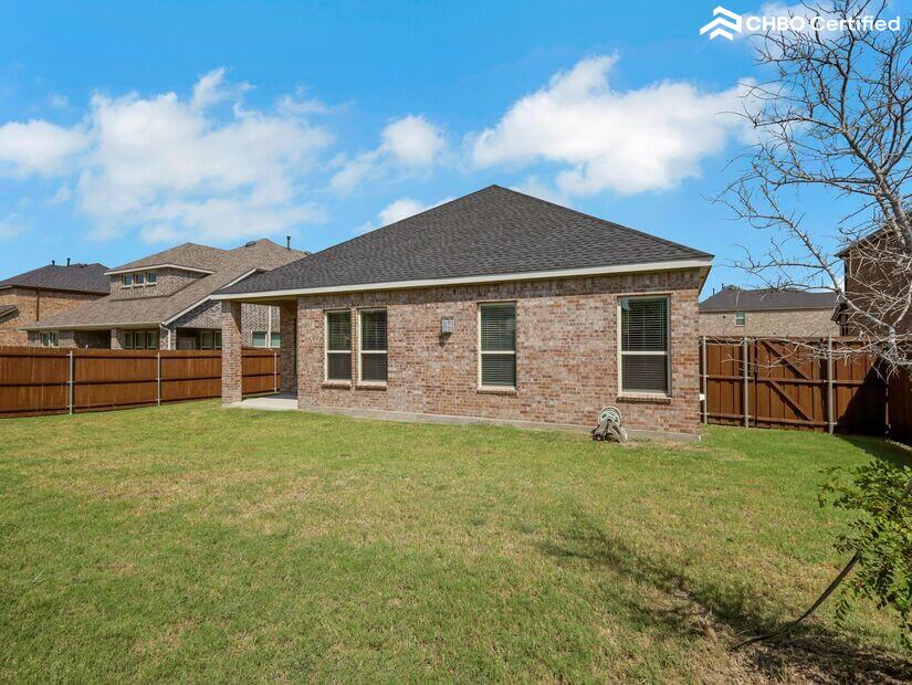 Little Elm 4 Bed Fully Furnished Home