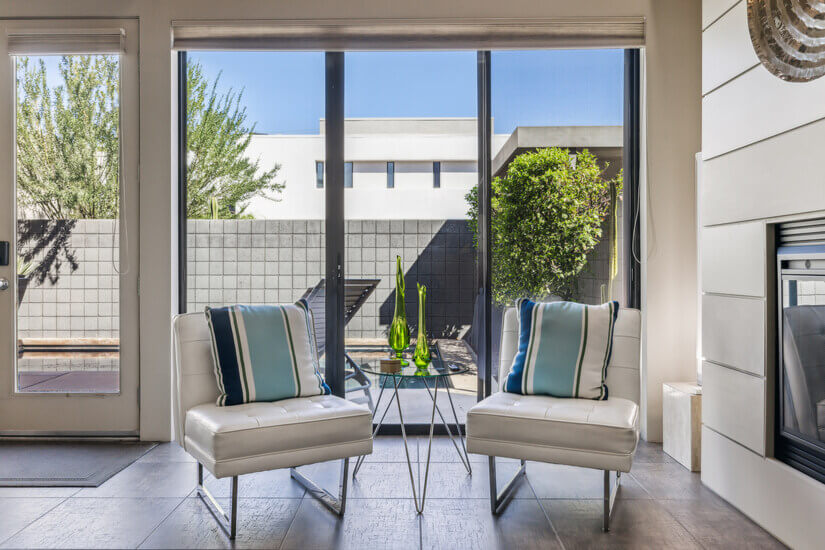 Stylish Gated TH Private Heated Pool