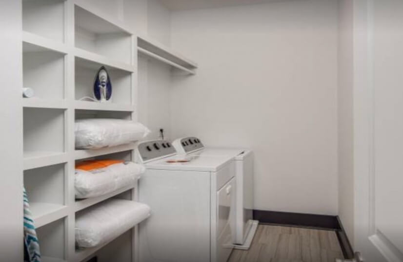 Laundry Room w/ washer & dryer