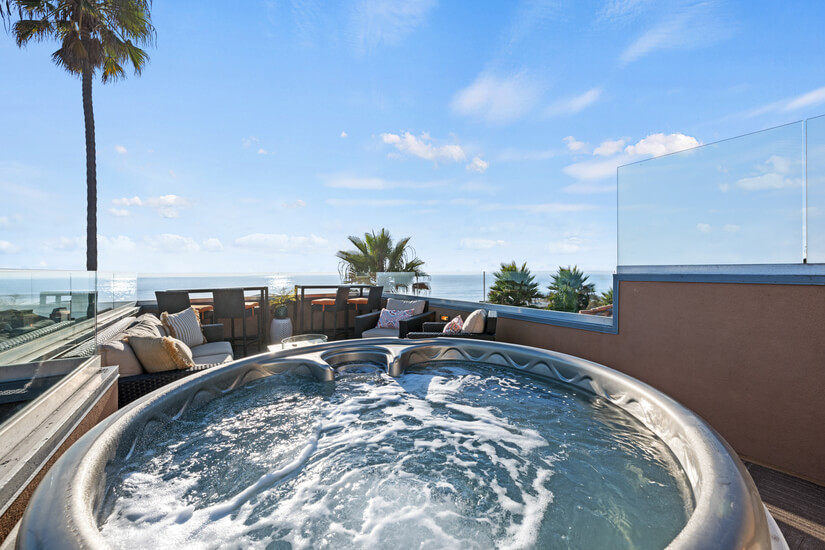 South Oceanside RoofDeck Pacific Views