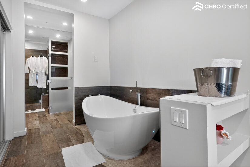 LOVELY 4 BED 3 FULL BATH IN SANTANA ROW