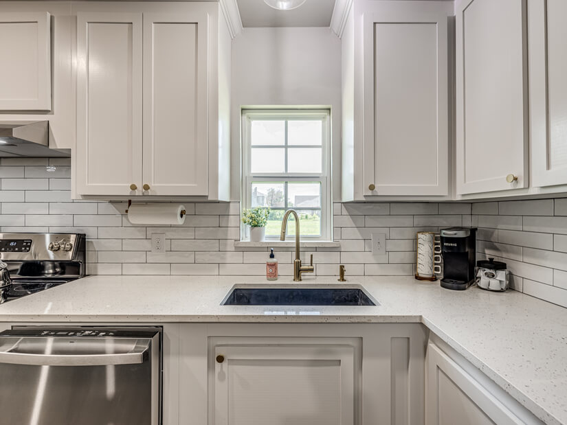 Newly Remodeled 3B 1.5B W/ King Bed