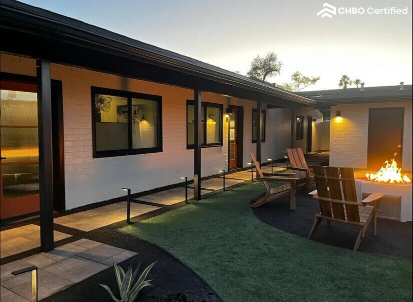 Work Away Dream 1 Bedroom with Office