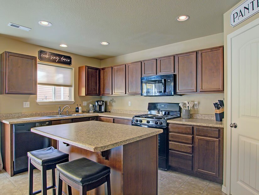 Counter Breakfast Bar