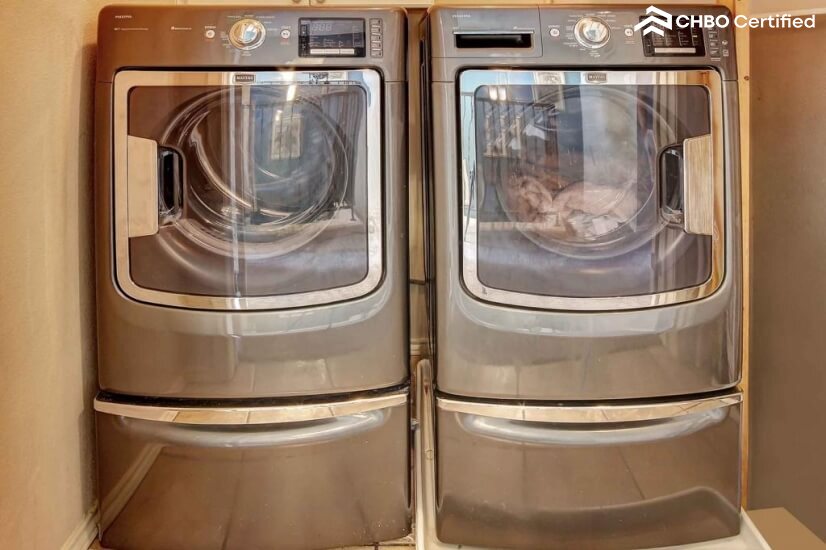 Luxury Lakefront Condo Villa on Travis