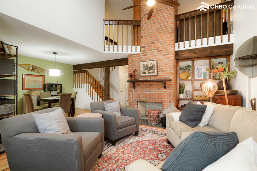 Furnished 3 Bedroom Townhome in Aurora