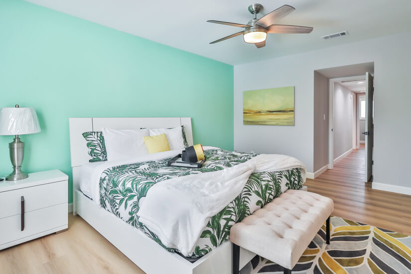 Casa Bonita Pool in the heart of LA