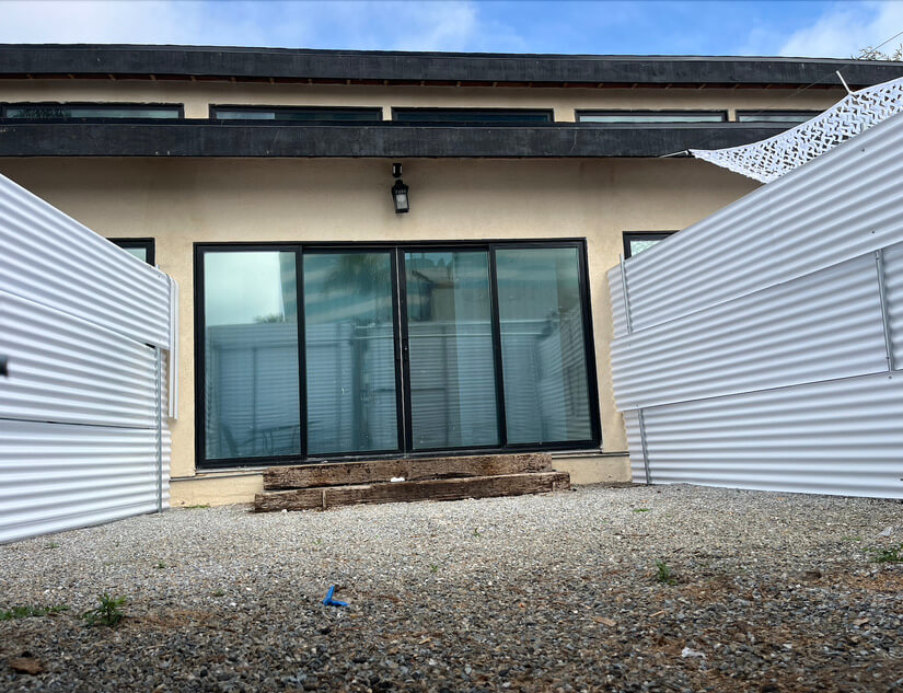 Artsy Classy Beach Side Loft w Amenities