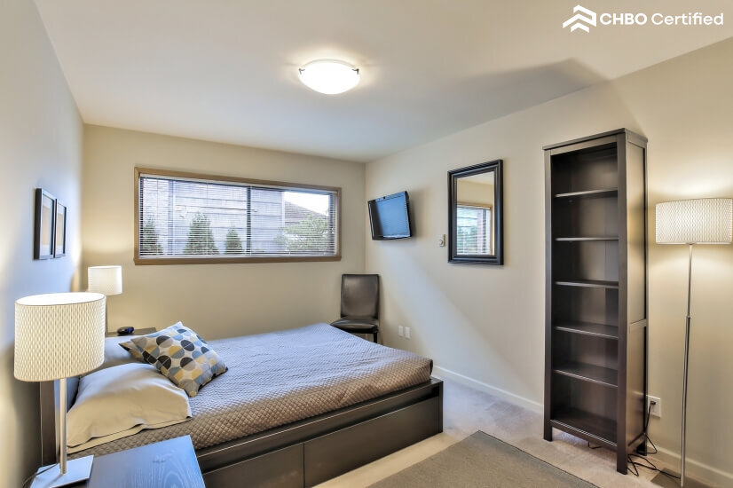 Seattle Furnished 1 Bed Condo