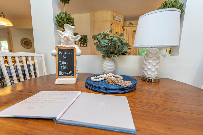 Check out the homey touches.