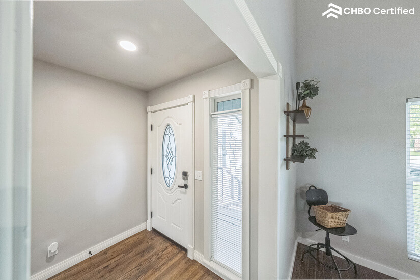 Rose Districts Coziest Retreat