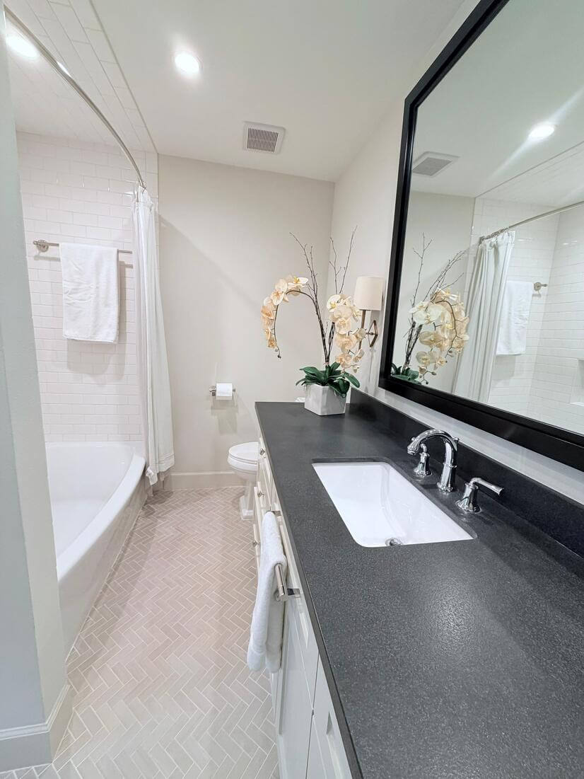 2nd bathroom