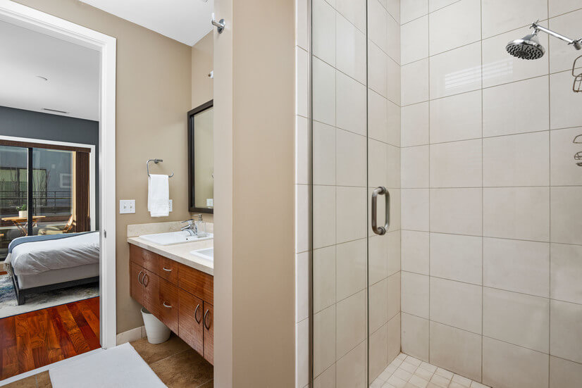 Gorgeous Condo, Walk to Pearl District