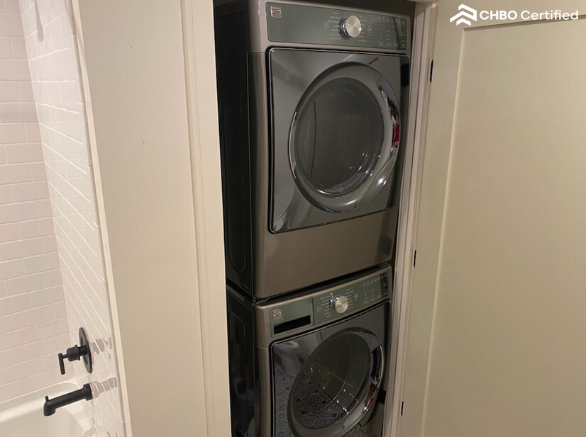 Washer / Dryer in unit