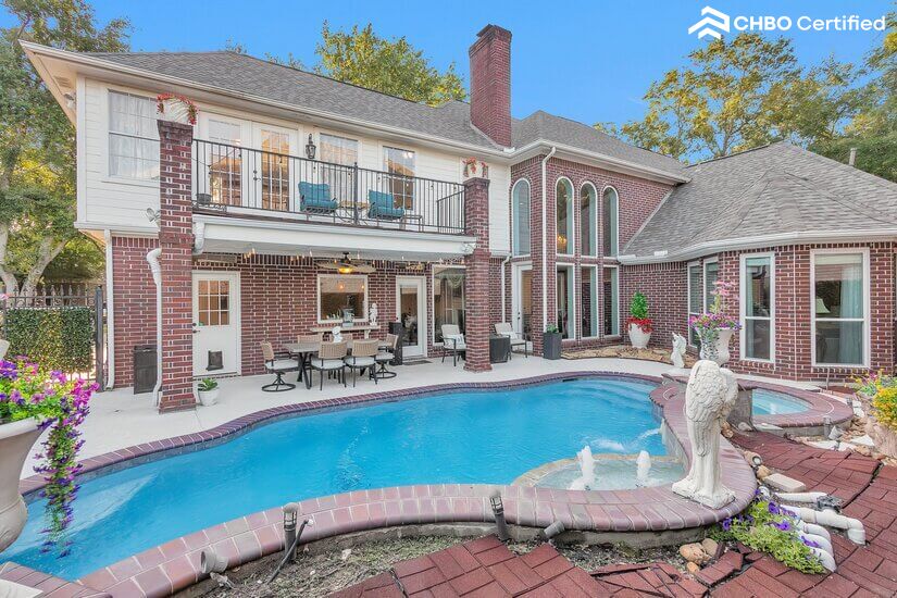 Executive Rental Home with Pool 