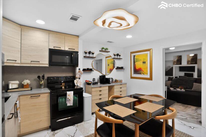 Kitchen: Mobile breakfast bar, w/ Keurig, Nespresso, & more