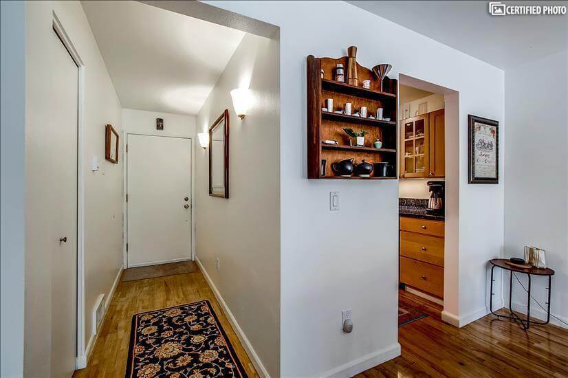 entrance with closet