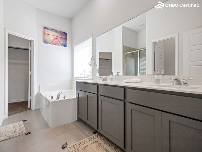 Little Elm 4 Bed Fully Furnished Home