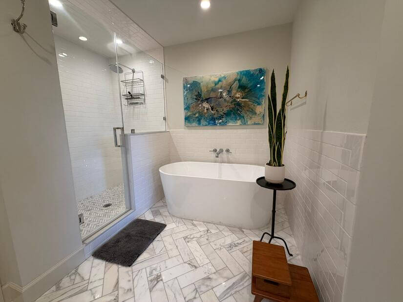 Main Bathroom