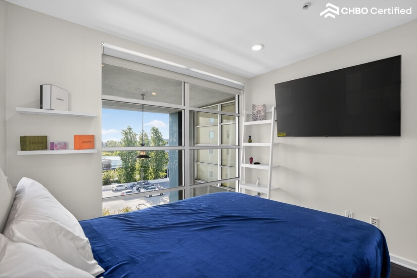 LOVELY 4 BED 3 FULL BATH IN SANTANA ROW
