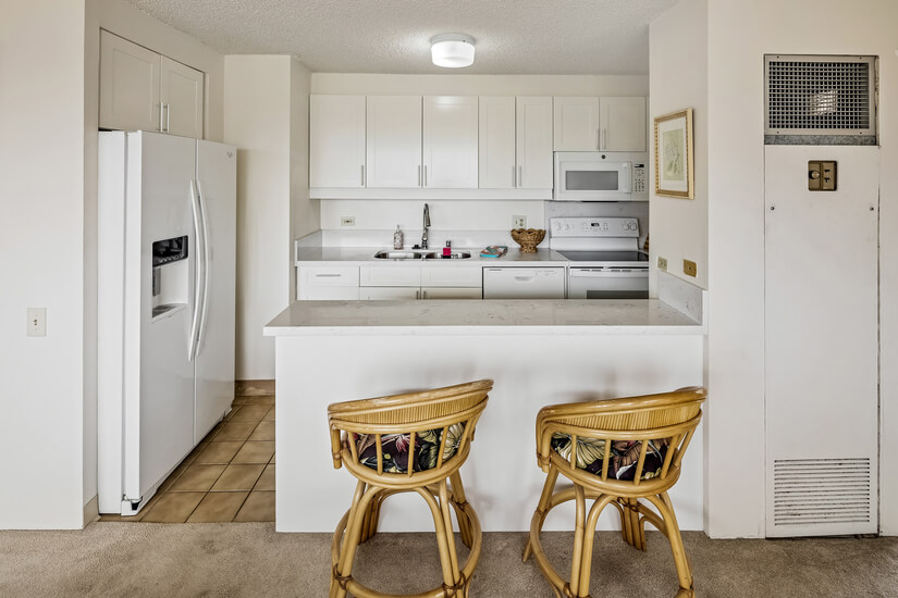 Ala Moana HighFloor  w Ocean City Views