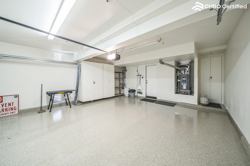 Cozy Condo Located Near the Beach