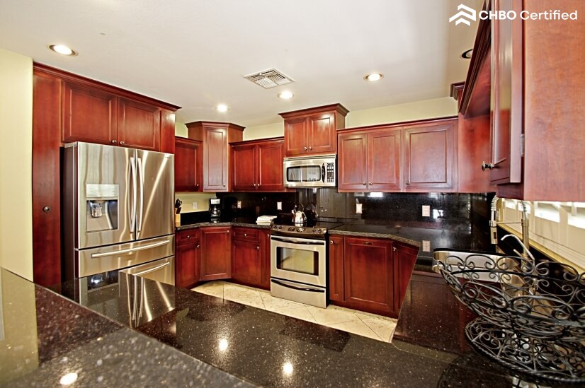 Fully Equipped Kitchen - with everything you