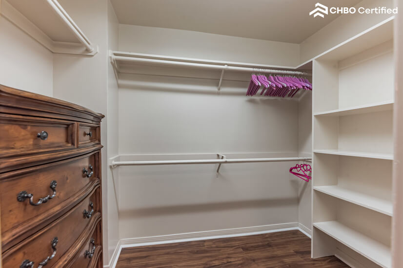 Walk in Closet