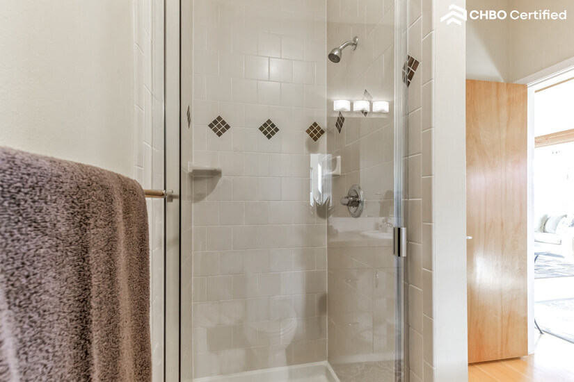 Longmont Furnished Corner Loft