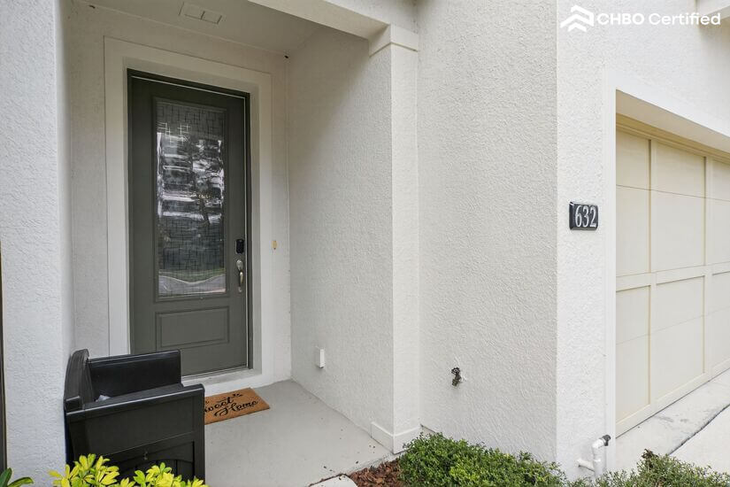 MARVELOUS 4BD 3 and Half Bath Townhouse
