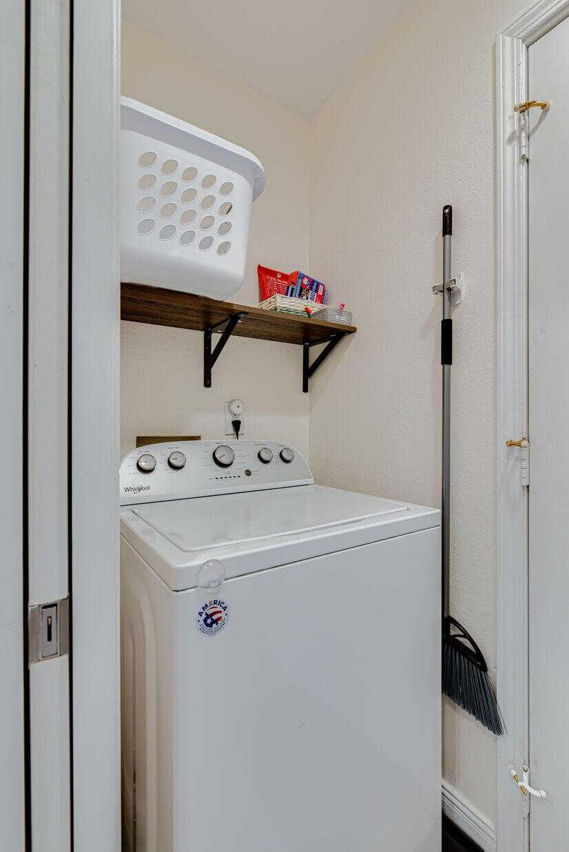 Full-size Whirlpool washer